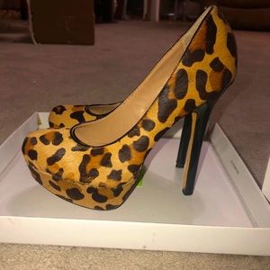 Steve Madden Leopard Stilettos Size 6